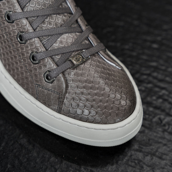 ESKO CITY LOW Dragon Grey Embossed Leather