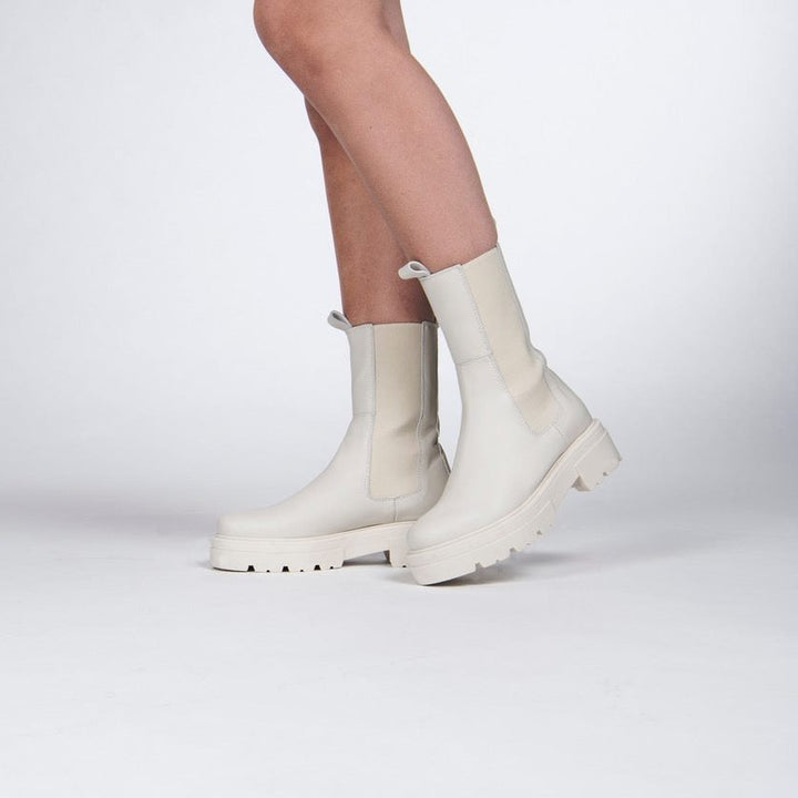 SHARI HIGH CHELSEA Ice Leather