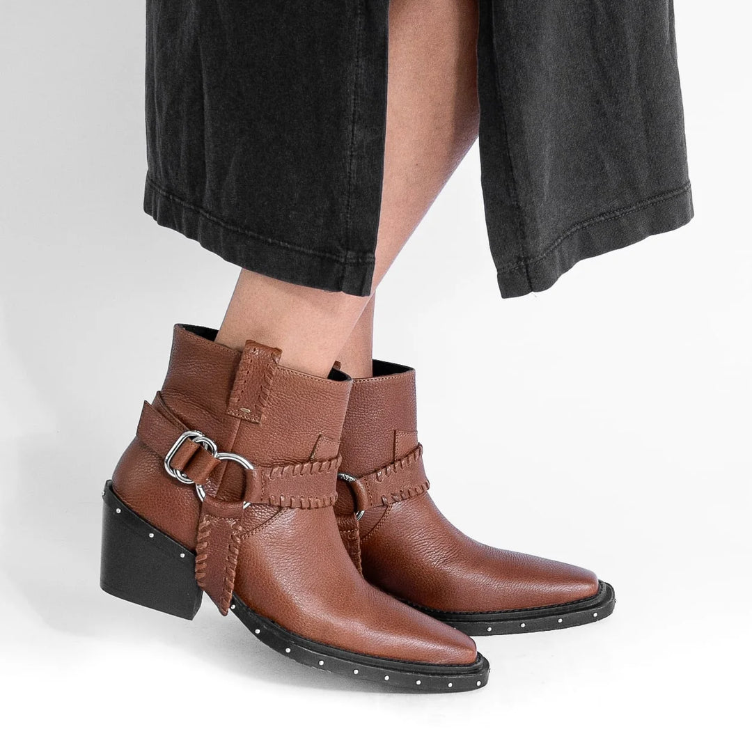 MINT BOOT Tan Leather