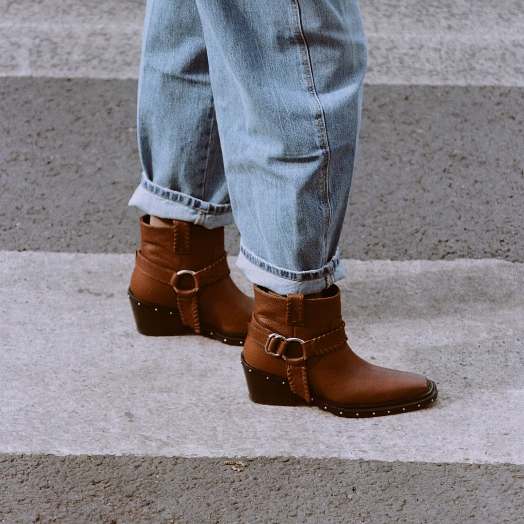 MINT BOOT Tan Leather