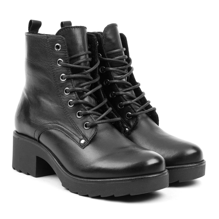 YALE LACE BOOTY Black Leather