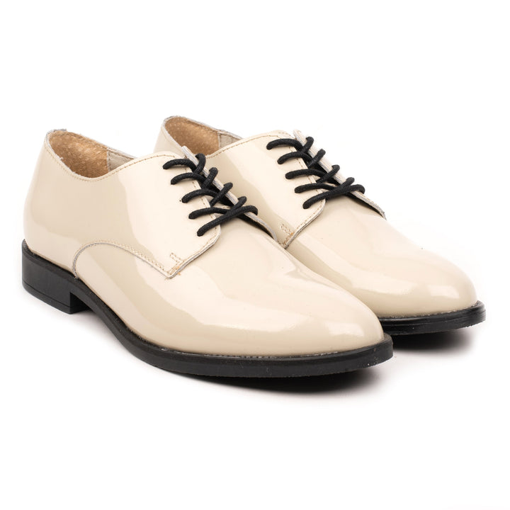 DAISA LACE UP Beige Leather Patent