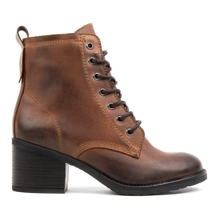 ANNIE ANKLE LACE BOOT Tan Waxed Leather