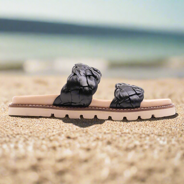 NURA SLIPPER Black Leather