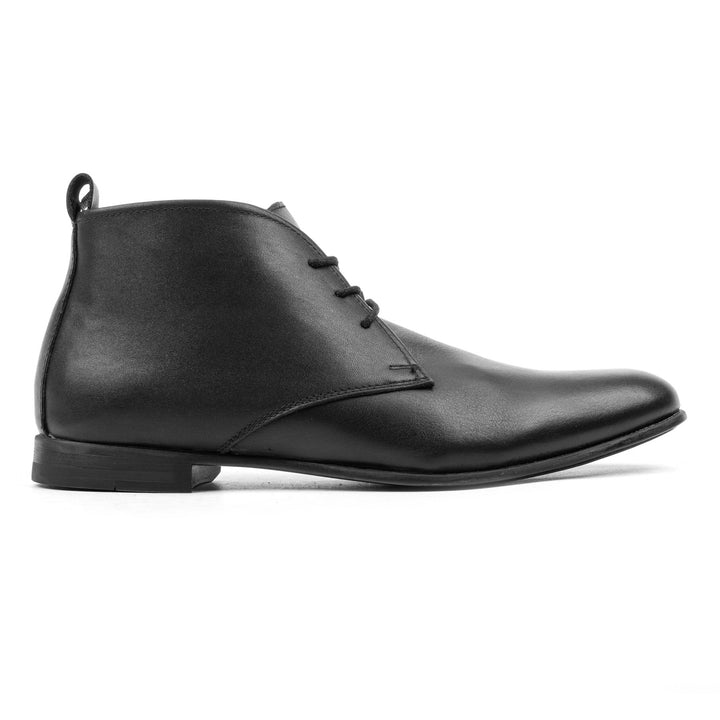 LOOP CHUCKA Black Leather Plain