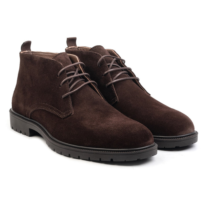 Adam chukka maro