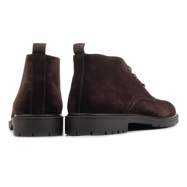 Adam chukka maro