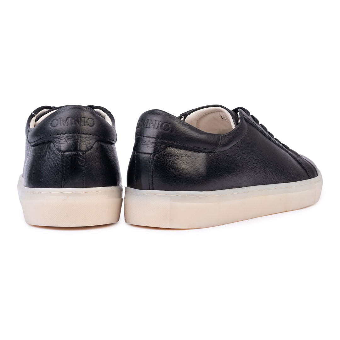 FINN LC1 Black Leather