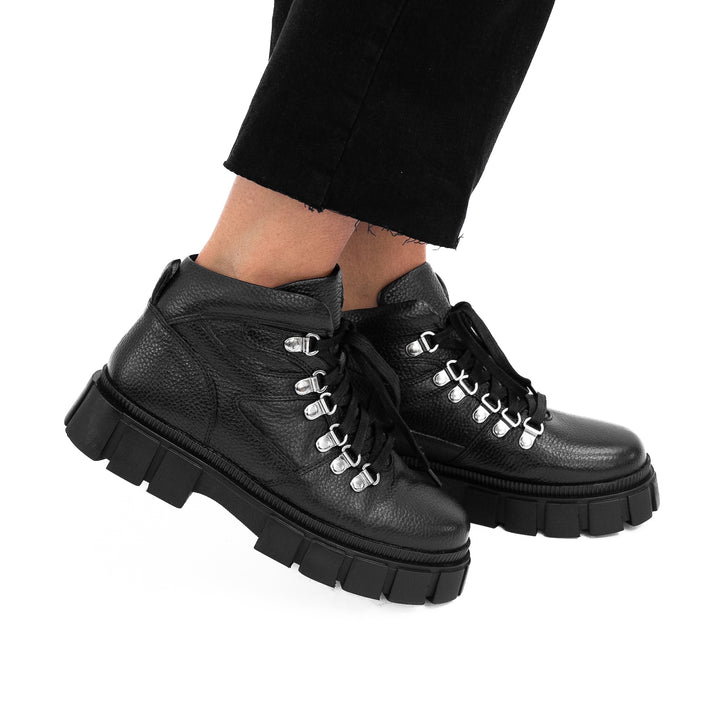 BORAGE BOOT Black Leather
