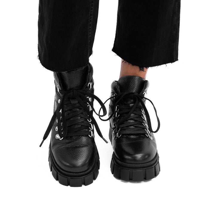 BORAGE BOOT Black Leather