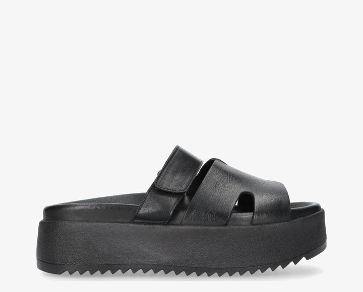 AZRA SLIPPER Black Leather