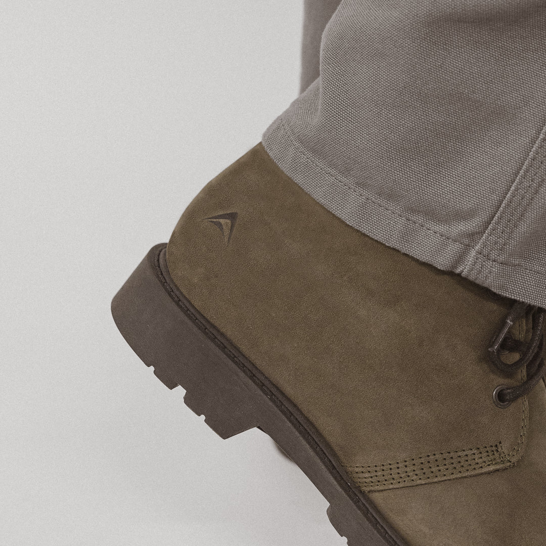 TUNDRA CHUKKA Olive Nubuck