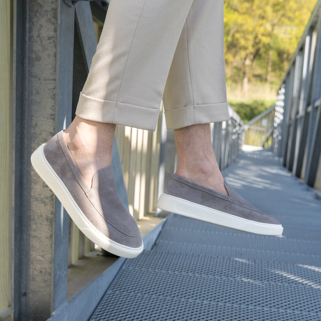 ROVIC CITY LOAFER Taupe Suede