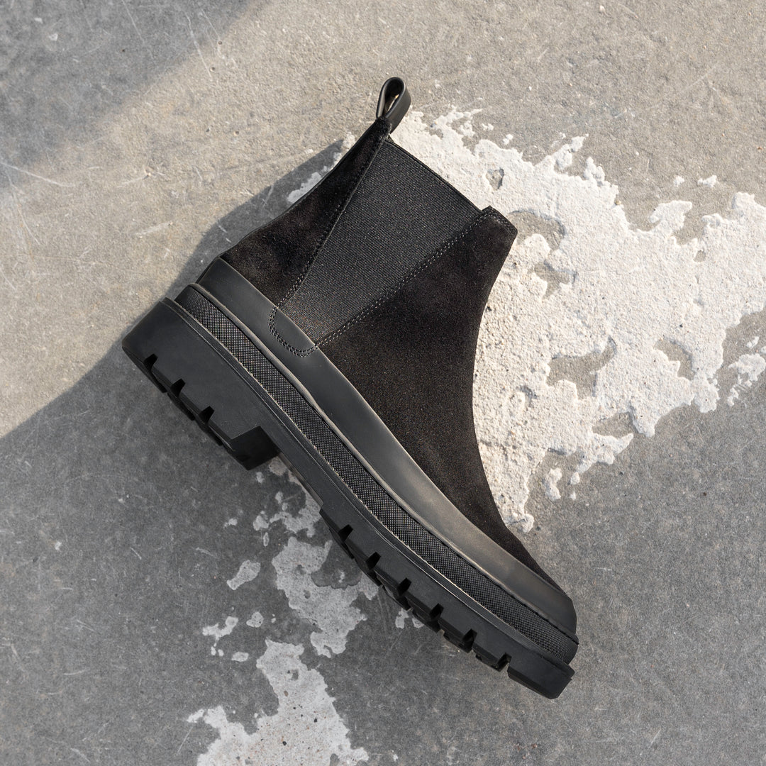 SPECTER CHELSEA BOOT Black Leather Suede