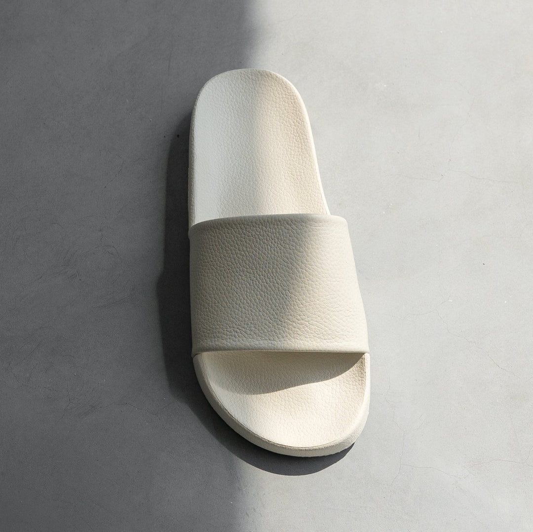 LUXURY GRIP SLIDE Off White Leather