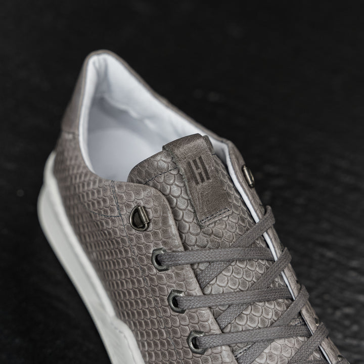 ESKO CITY LOW Dragon Grey Embossed Leather