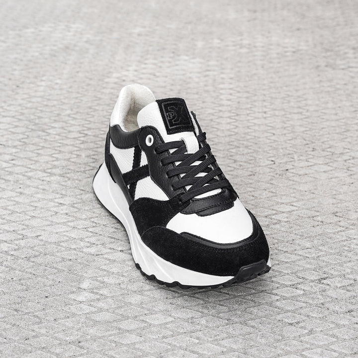 Swift sneaker negru