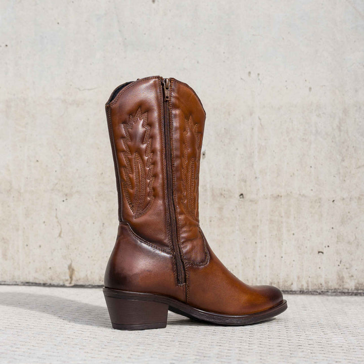 EVIE COWBOY BOOT Cognac Leather