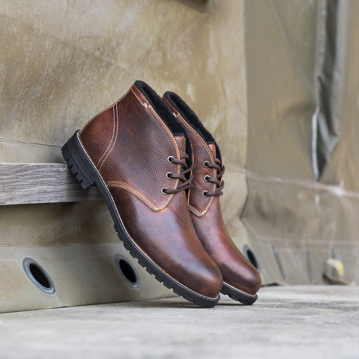 GORDON CHUCKA BOOT Chestnut Leather Pull Up