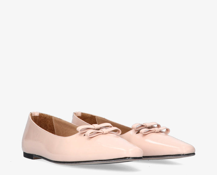 REA BOW Nude Patent Leather