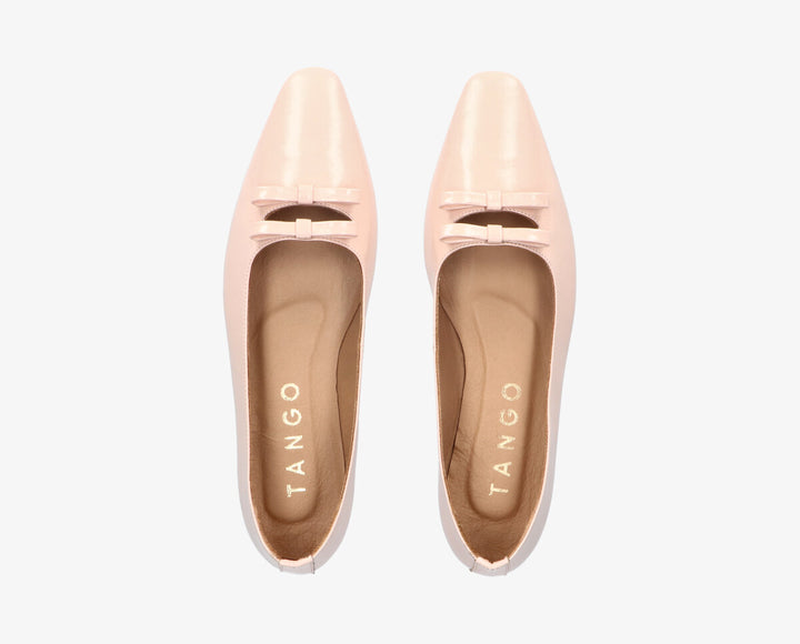REA BOW Nude Patent Leather