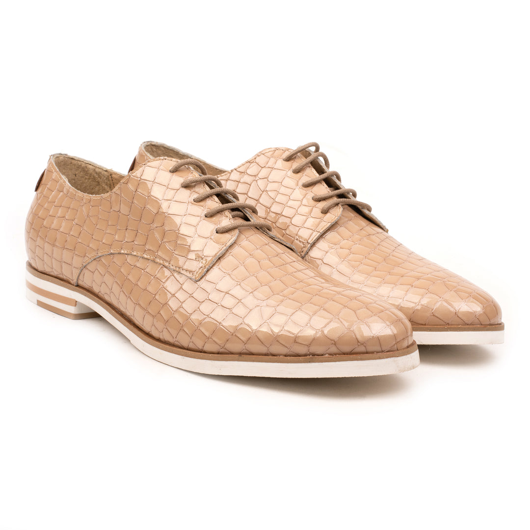 LIDIA OXFORT APL Beige Patent Embossed