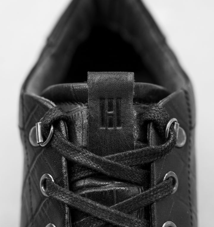 ESKO CITY LOW Coda Black Embossed Leather