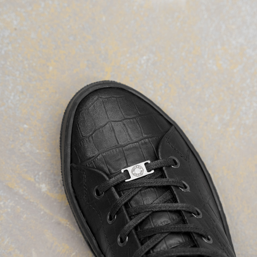 ESKO CITY LOW Coda Black Embossed Leather