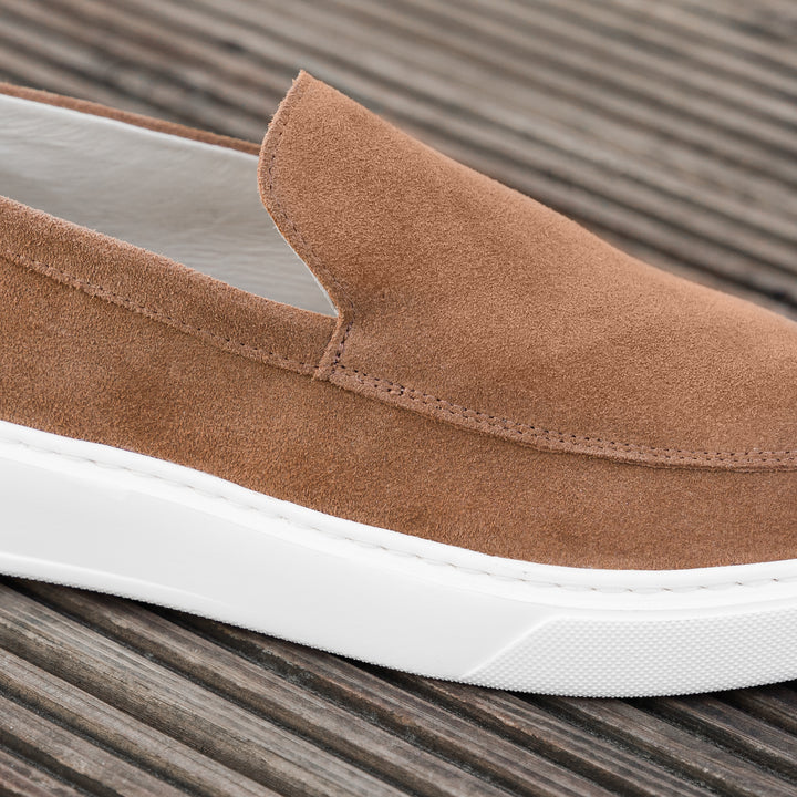 ROVIC CITY LOAFER Tan Suede