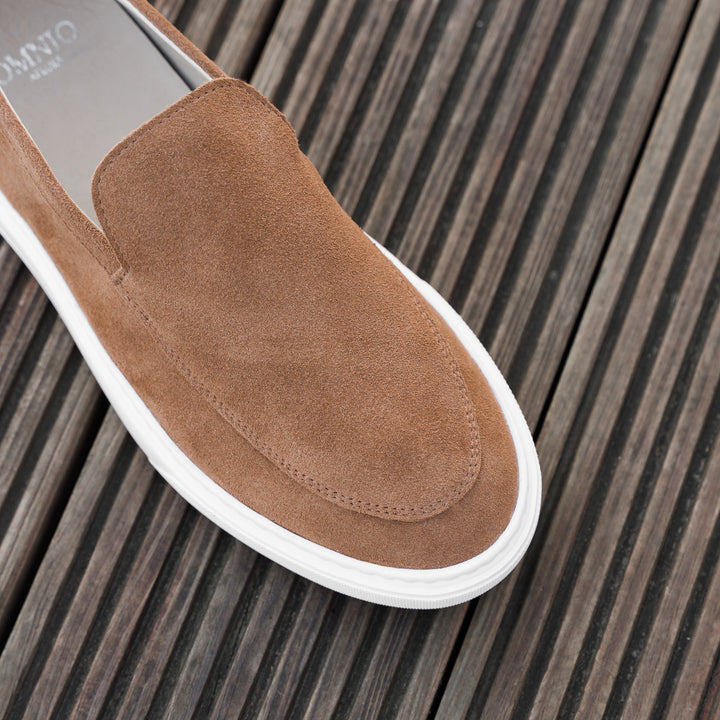 ROVIC CITY LOAFER Tan Suede