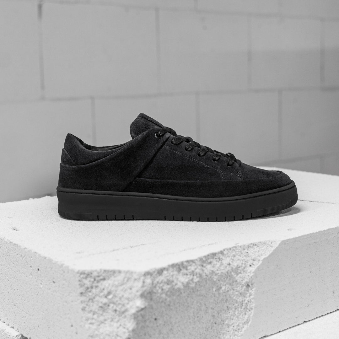 BENNET P4 LOW Off Black Suede