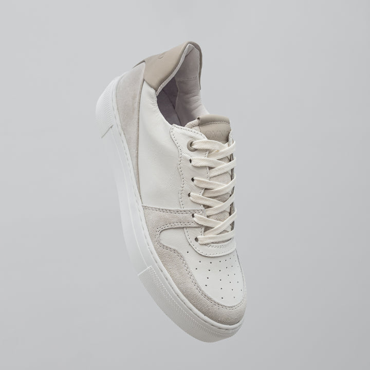 CAYENNE CLASSIC White/Beige