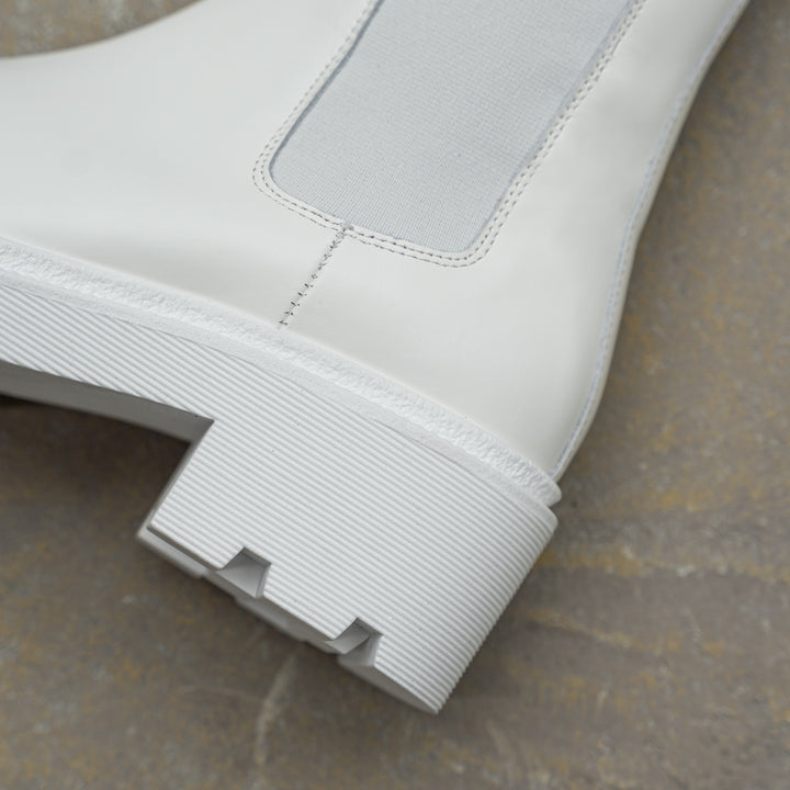 SOBRA HIGH CHELSEA White Leather Milled
